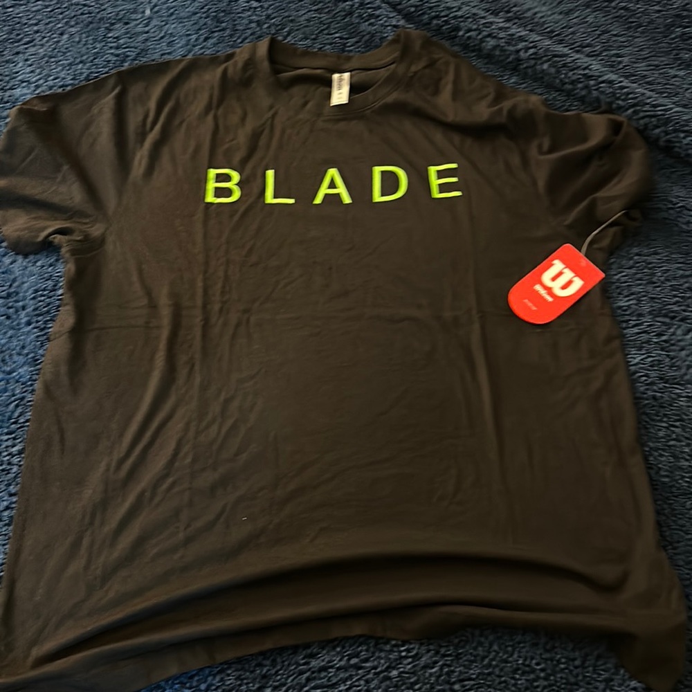 NWT Wilson Blade Black T-shirt